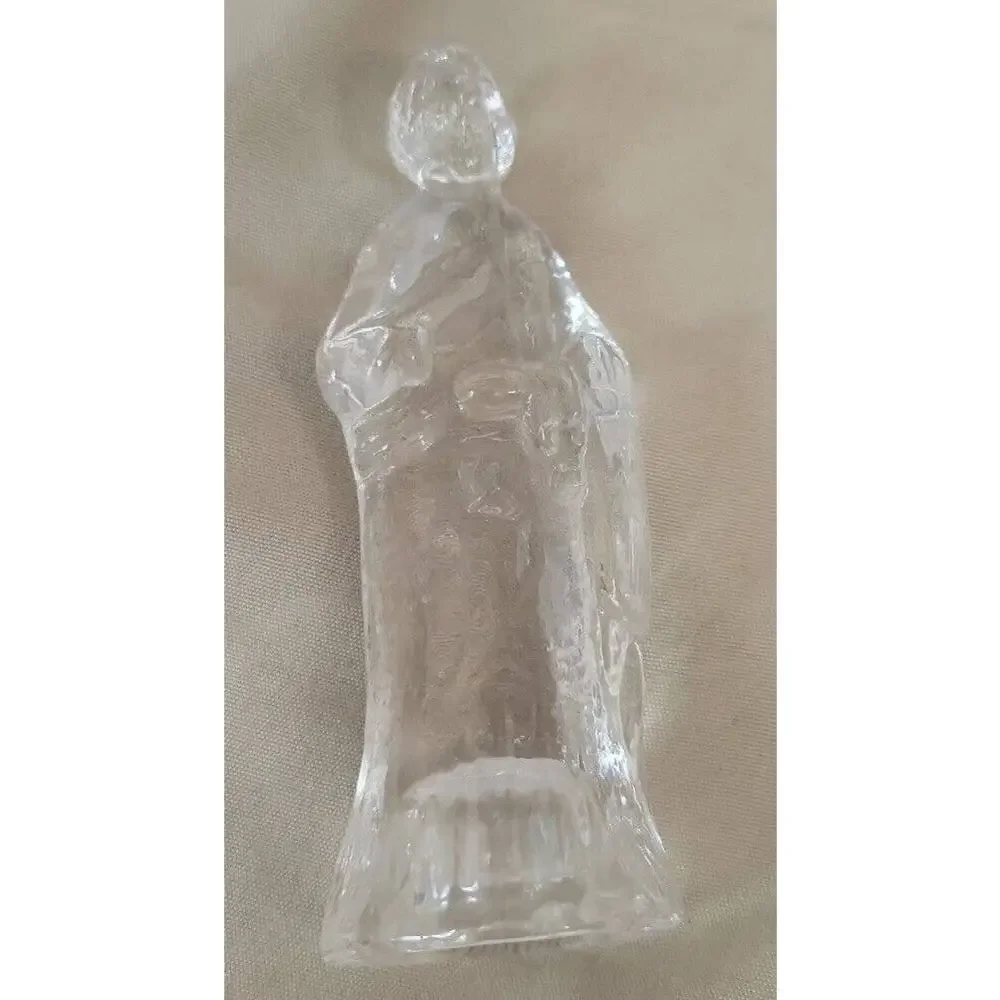 Source Unknown glass nativity